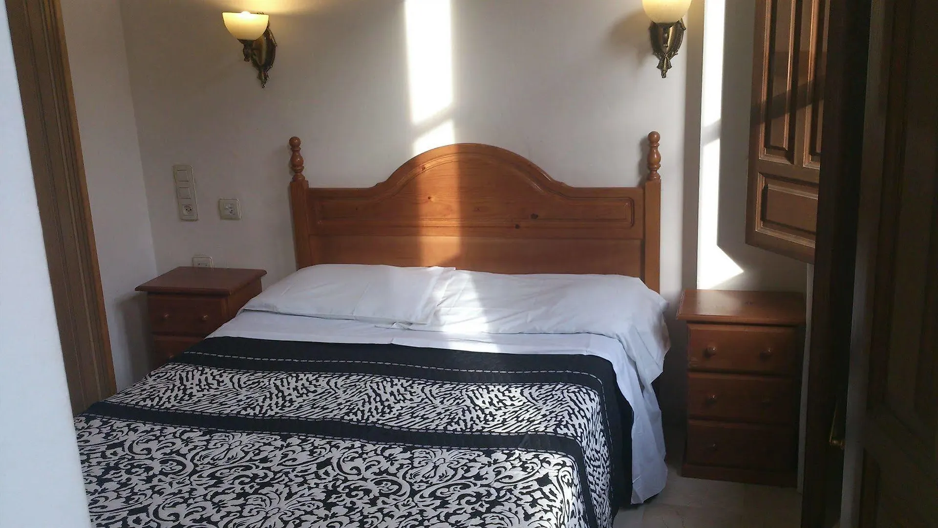 *** Casa de hóspedes Hostal El Olivo Granada Espanha