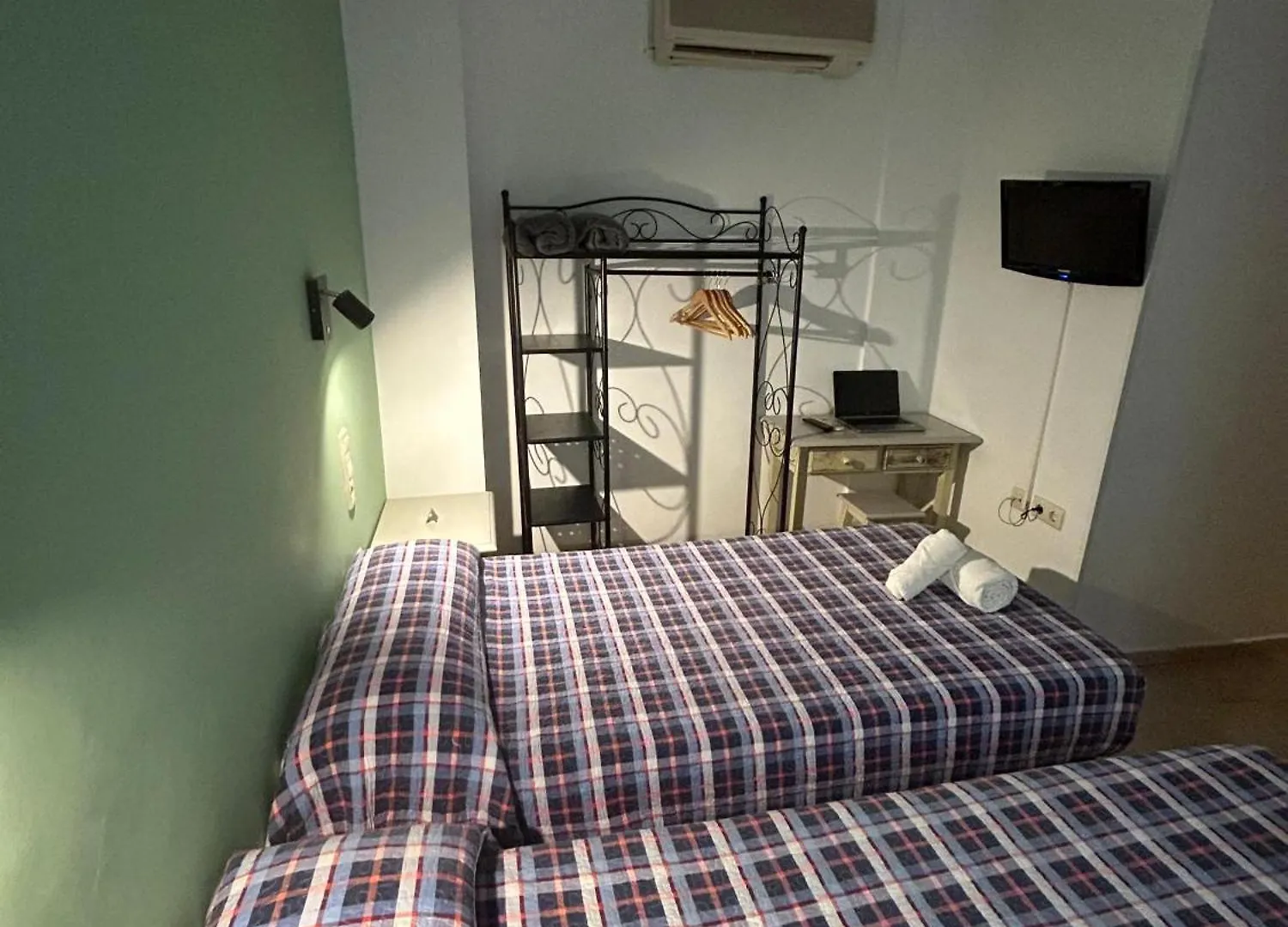 Vendégház Hostal El Olivo Granada
