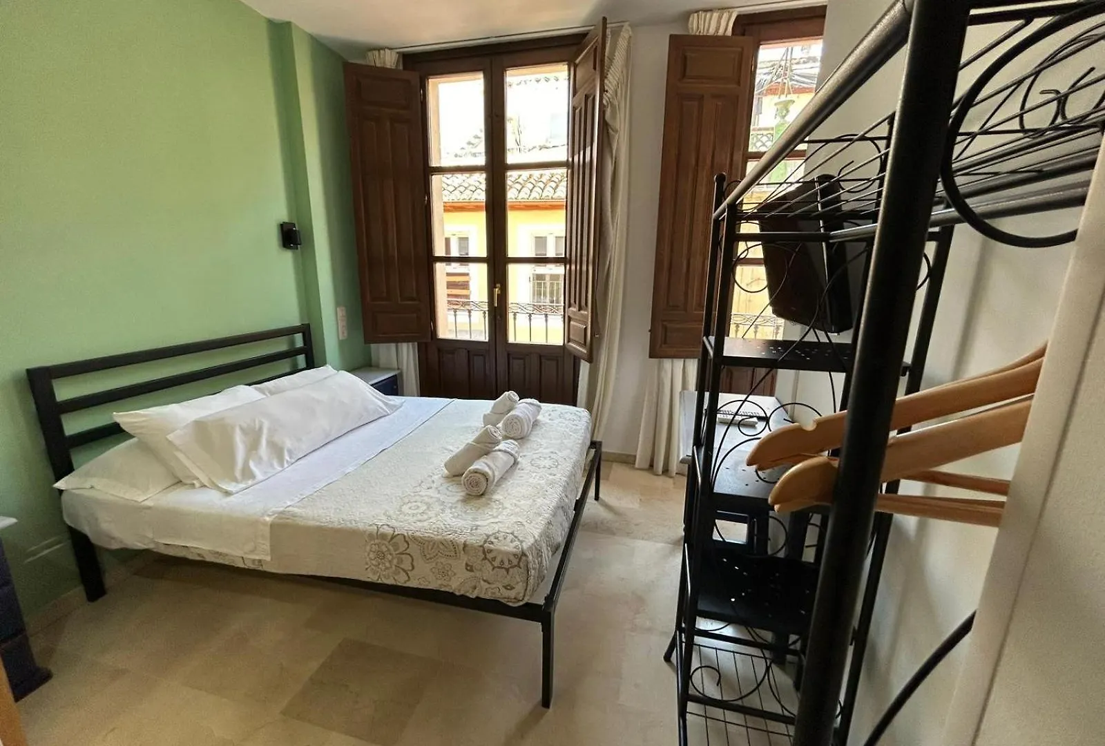 *** Vendégház Hostal El Olivo Granada Spanyolország